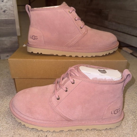 UGG womens  Blush Pink Ankle Boots size 9 - Picture 1 of 6